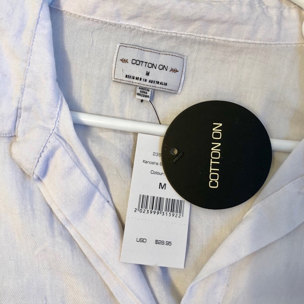 COPY - Women’s button down - Picture 3 of 5